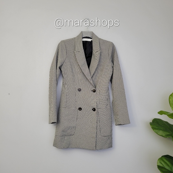 ASTR Houndstooth Blazer Dress - Picture 4 of 9
